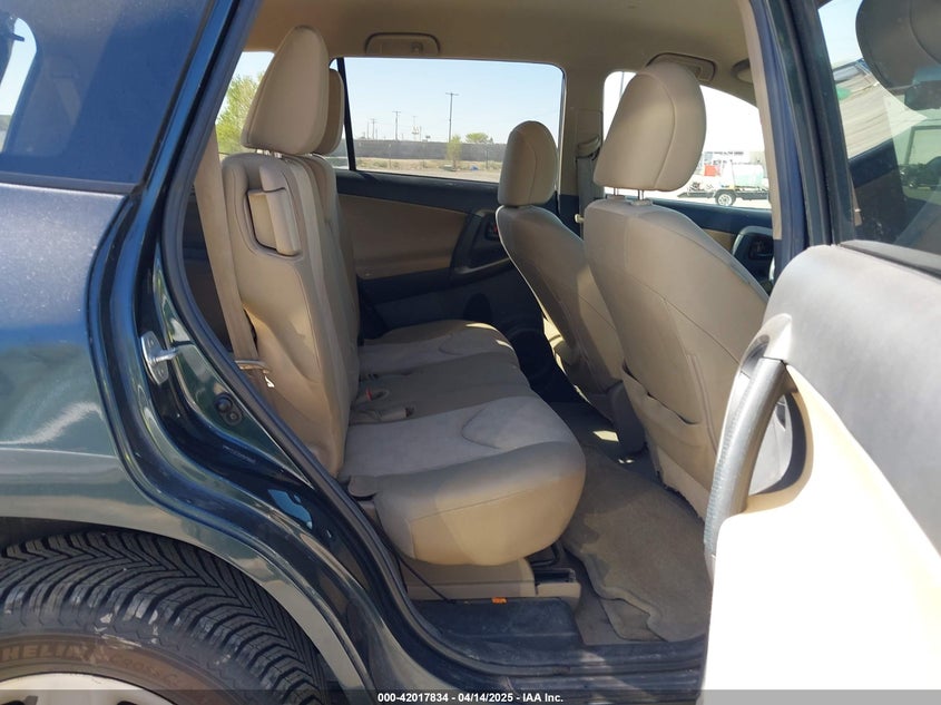 2011 TOYOTA RAV4 VIN: 2T3JF4DV0BW166856