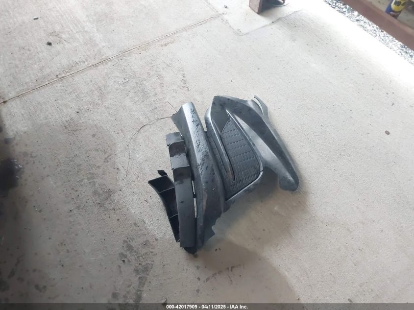 2018 Chevrolet Cruze Ls Auto VIN: 1G1BC5SM5J7142147 Lot: 42017909