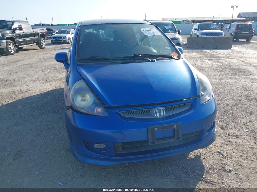 2008 HONDA FIT VIN: JHMGD38668S059677