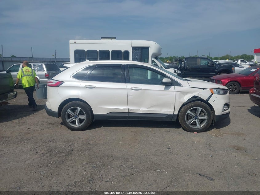 VIN 2FMPK4K90KBB34533 2019 FORD EDGE TITANIUM