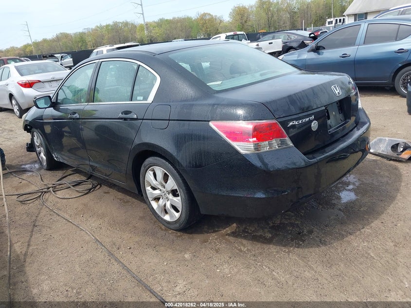 2008 HONDA ACCORD VIN: 1HGCP26748A018467