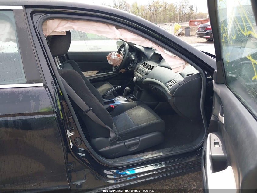 2008 HONDA ACCORD VIN: 1HGCP26748A018467