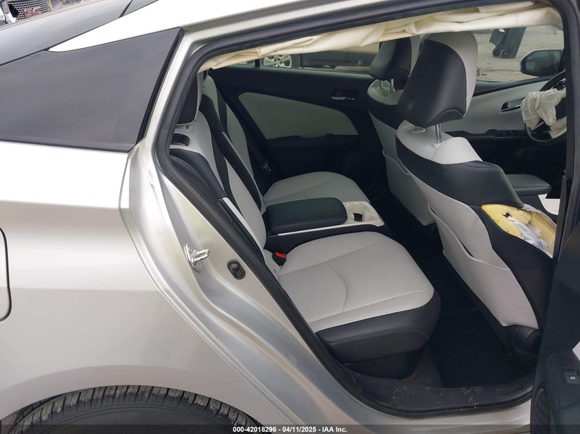 2018 TOYOTA PRIUS PRIME PREMIUM - JTDKARFP3J3069960