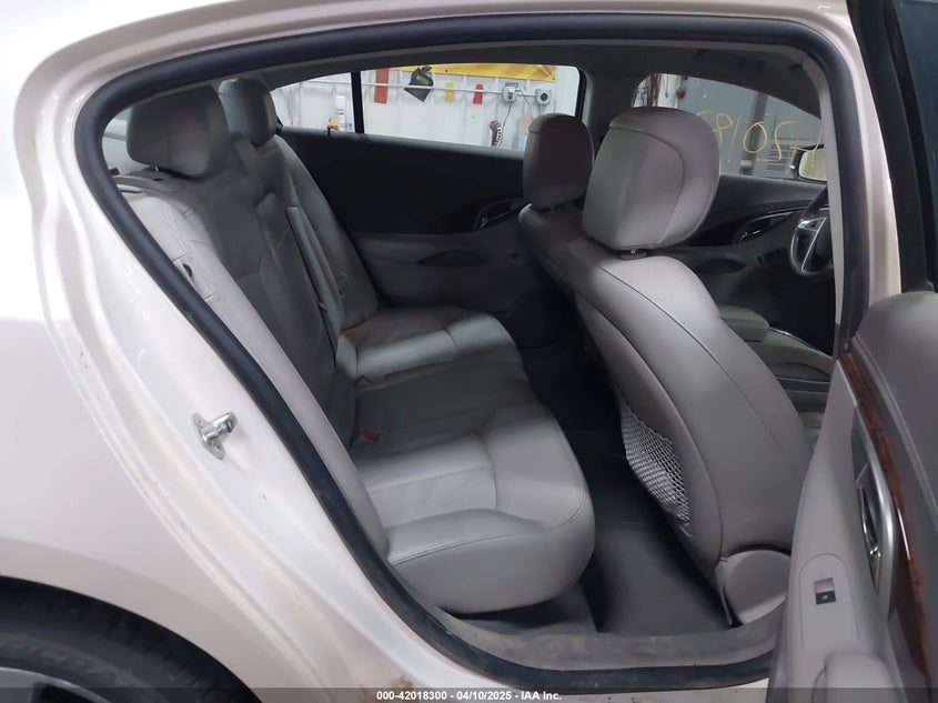 2011 BUICK LACROSSE VIN: 1G4GC5ED2BF262953