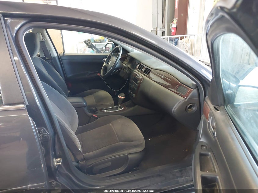 2010 CHEVROLET IMPALA VIN: 2G1WB5EN8A1232060
