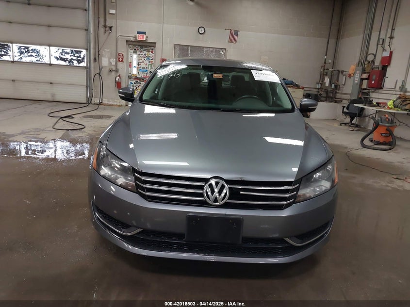 2015 VOLKSWAGEN PASSAT VIN: 1VWAT7A39FC040496
