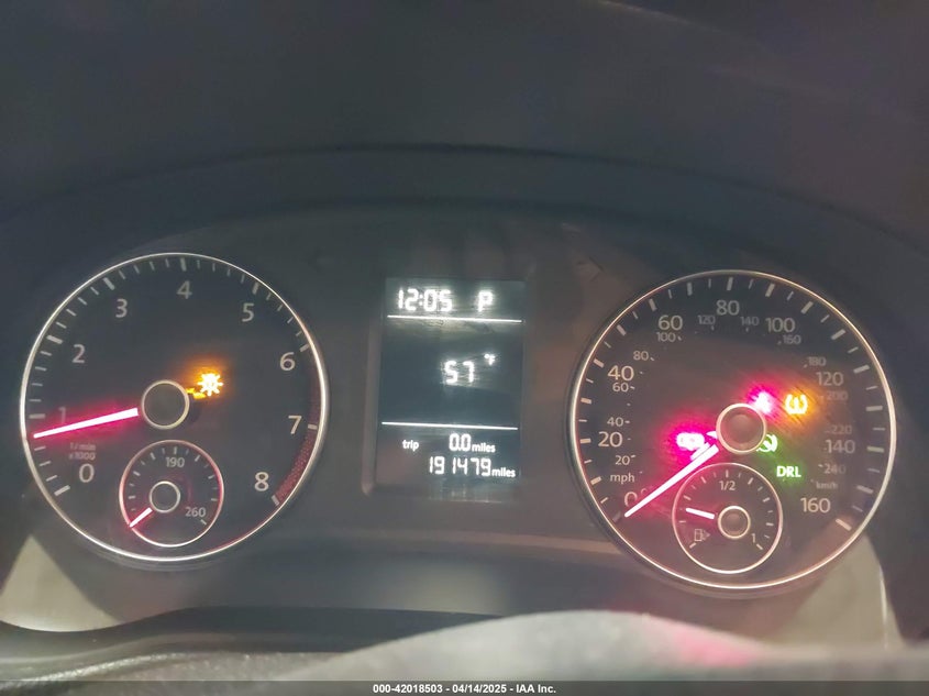 2015 VOLKSWAGEN PASSAT VIN: 1VWAT7A39FC040496
