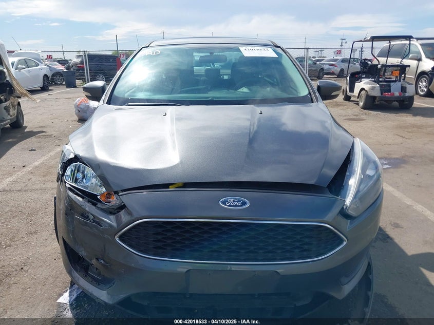 VIN 1FADP3H26JL313435 2018 FORD FOCUS SEL