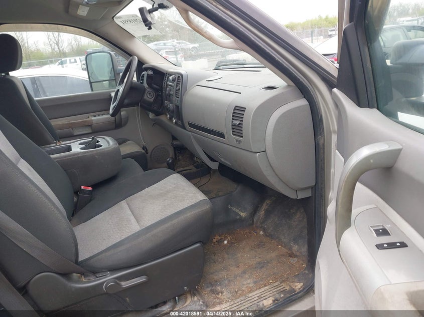2008 CHEVROLET SILVERADO 1500 VIN: 1GCEK19C18E155691