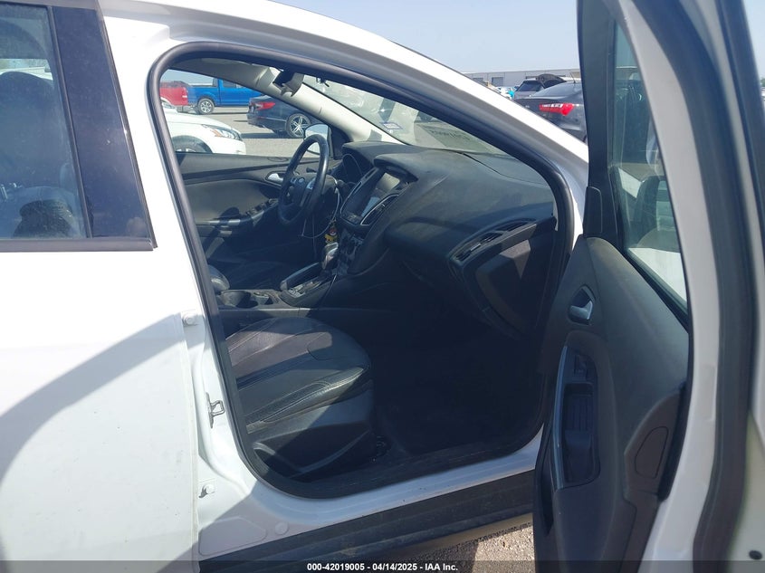 2013 FORD FOCUS VIN: 1FADP3F25DL209784