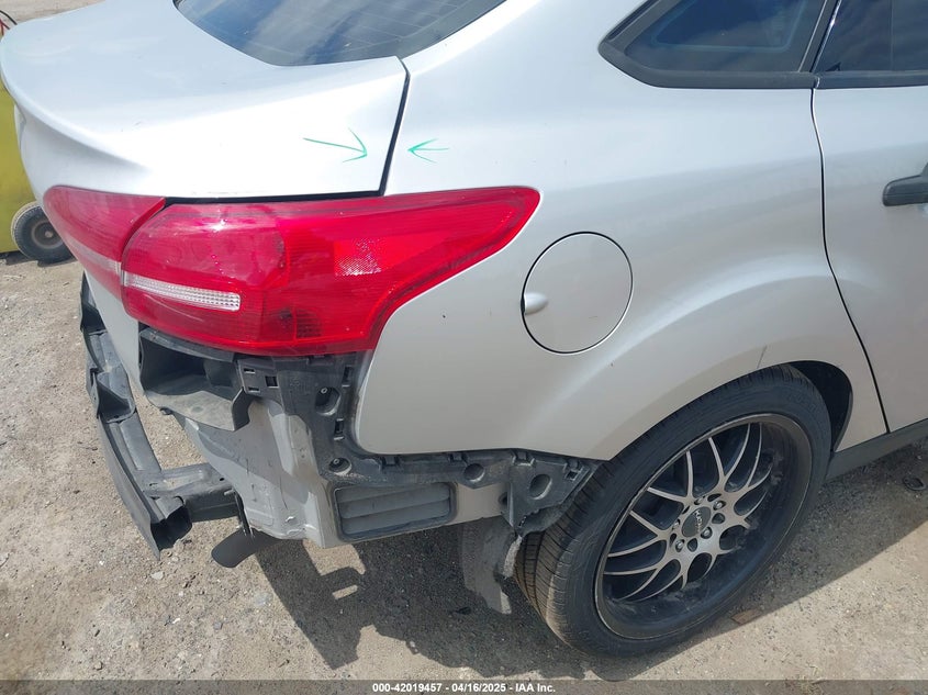 2016 FORD FOCUS S - 1FADP3E25GL329039