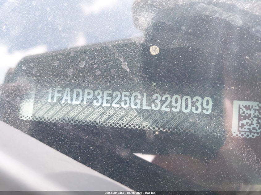 2016 FORD FOCUS S - 1FADP3E25GL329039