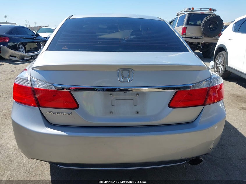 2013 HONDA ACCORD VIN: 1HGCR2F39DA152229