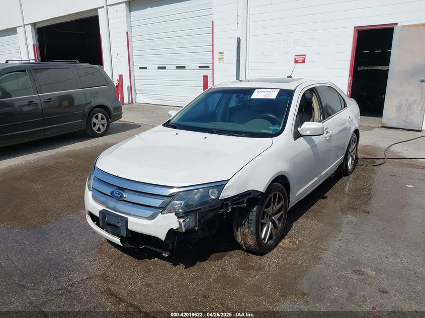 2011 FORD FUSION VIN: 3FAHP0JAXBR124596
