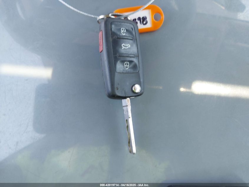 2012 Volkswagen Jetta 2.0L Tdi VIN: 3VWLL7AJ9CM014398 Lot: 42019714