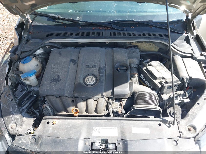 2012 VOLKSWAGEN JETTA VIN: 3VWDP7AJXCM461377