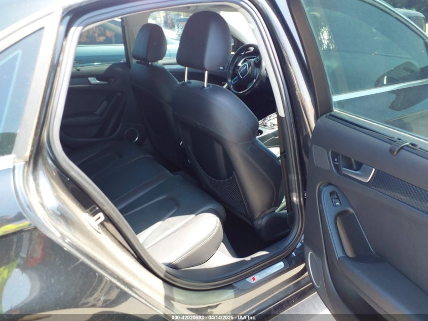 2012 AUDI A4 VIN: WAUKFBFL3CN002477
