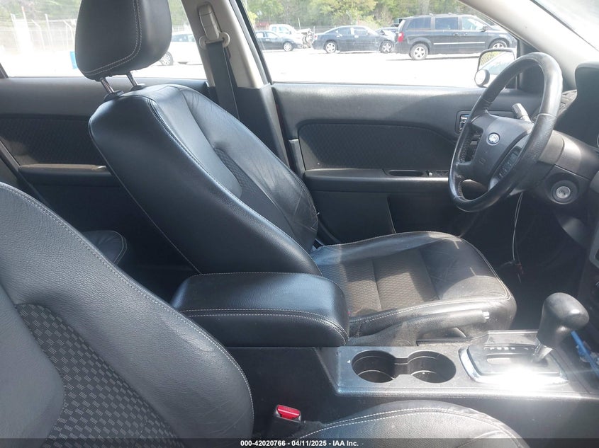 2009 FORD FUSION VIN: 3FAHP071X9R165344