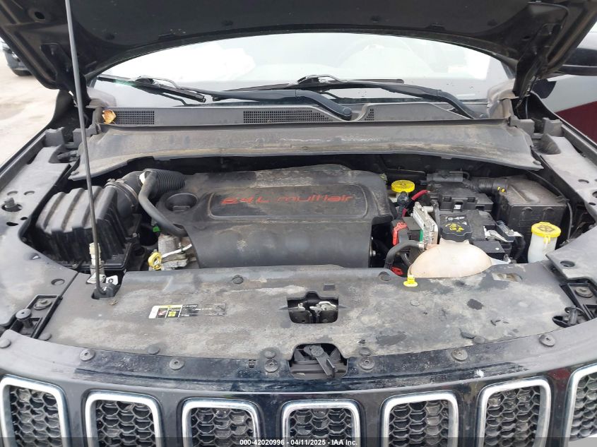 2018 Jeep Compass Latitude 4X4 VIN: 3C4NJDBB9JT202297 Lot: 42020996