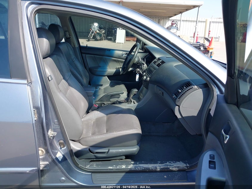 2007 HONDA ACCORD VIN: 1HGCM56887A002340