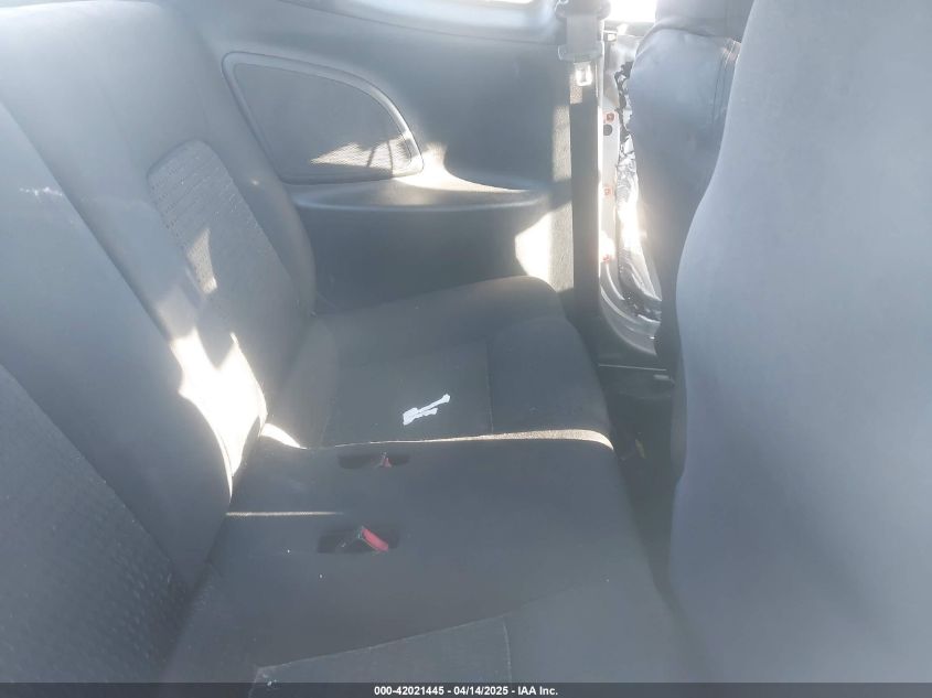 2008 Hyundai Tiburon Gs VIN: KMHHM66D98U292591 Lot: 42021445