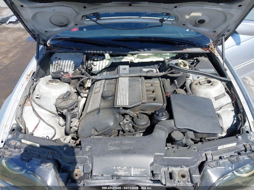 2002 BMW 325I VIN: WBAET374X2NH01044 Lot: 42021446