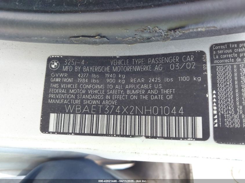 2002 BMW 325I VIN: WBAET374X2NH01044 Lot: 42021446