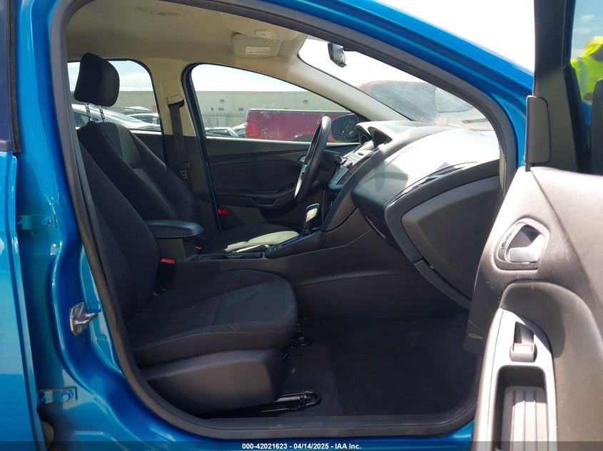 2015 FORD FOCUS VIN: 1FADP3F21FL379837