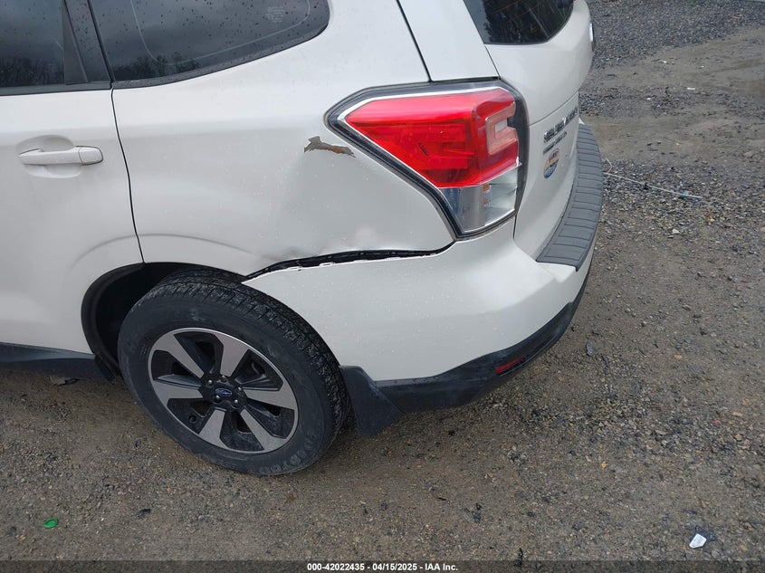 2017 SUBARU FORESTER 2.5I - JF2SJABC7HH454943
