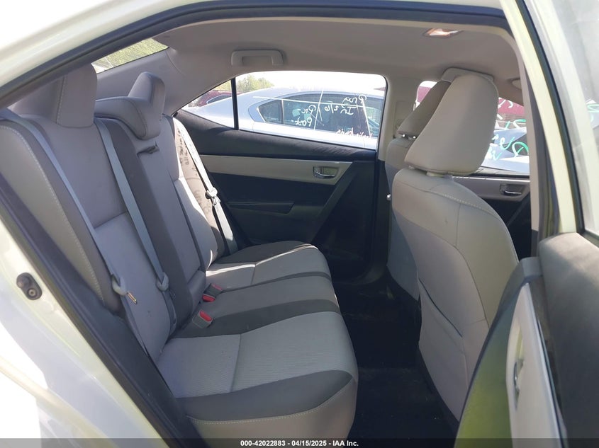 2018 TOYOTA COROLLA LE - 5YFBURHE2JP740285