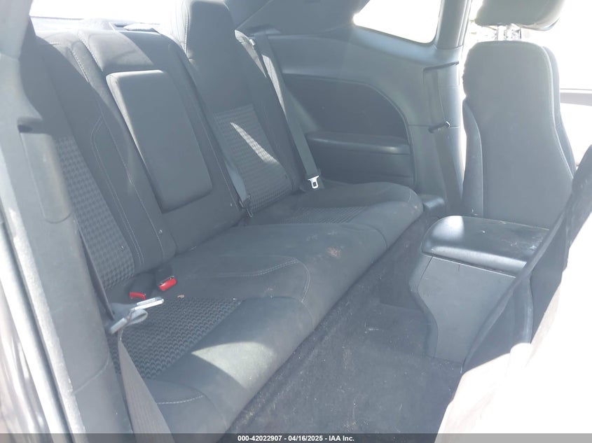 2018 DODGE CHALLENGER VIN: 2C3CDZAG2JH132373