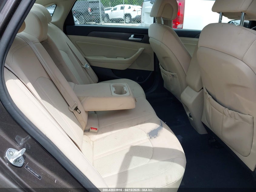 2015 HYUNDAI SONATA VIN: 5NPE34AFXFH104997