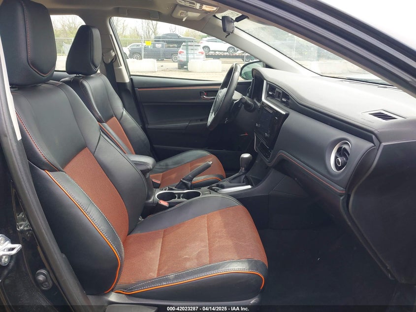 2017 TOYOTA COROLLA SE - 2T1BURHE3HC920515