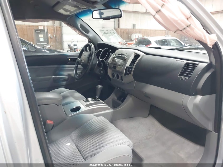 2009 TOYOTA TACOMA VIN: 5TEUU42N39Z608517