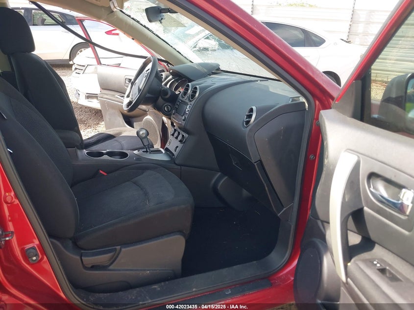 2014 NISSAN ROGUE SELECT S - JN8AS5MT8EW620121