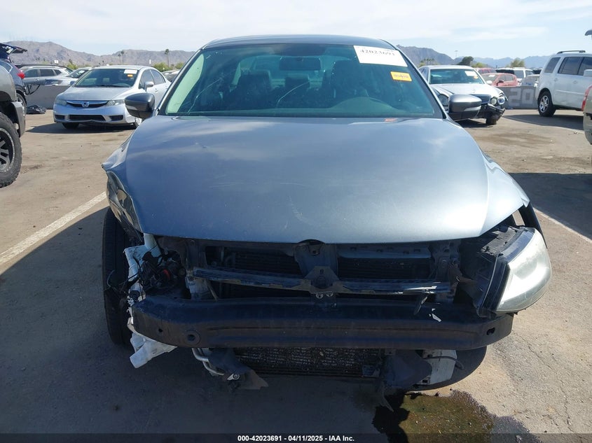 2013 VOLKSWAGEN JETTA 2.5L SE - 3VWDP7AJ8DM384221