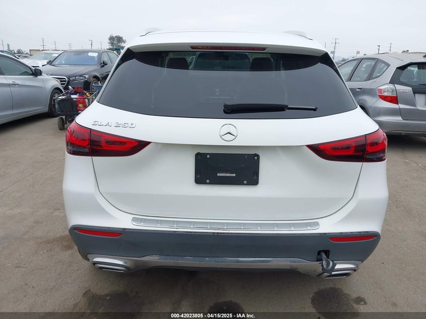 2021 MERCEDES-BENZ GLA 250 - W1N4N4GB2MJ215938