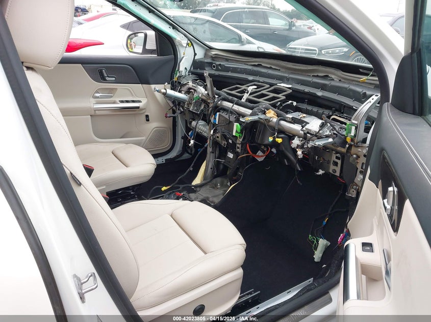 2021 MERCEDES-BENZ GLA 250 - W1N4N4GB2MJ215938