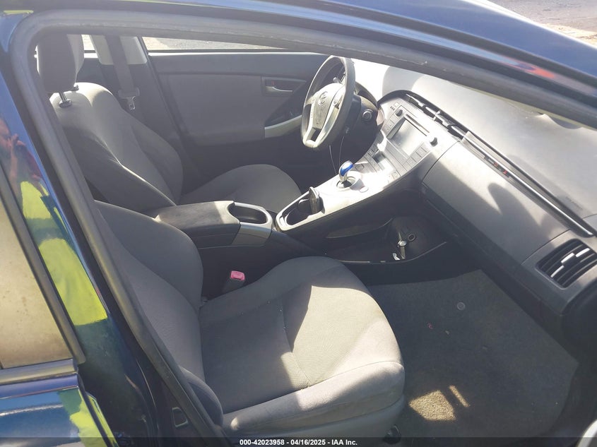 2013 TOYOTA PRIUS VIN: JTDKN3DU4D1733094