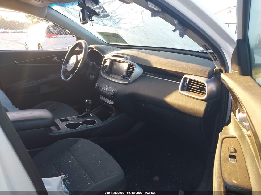 2018 KIA SORENTO 2.4L LX - 5XYPGDA39JG368912