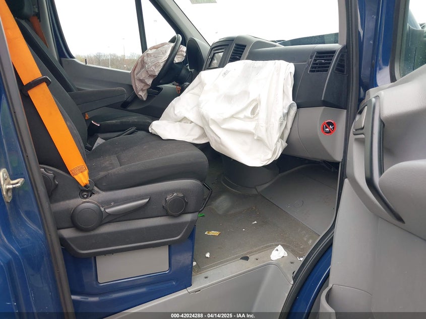 2014 MERCEDES-BENZ SPRINTER VIN: WD3PE7DC3E5927009