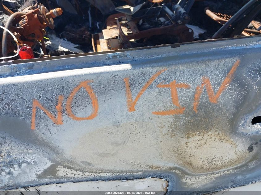 2018 Chevrolet Silverado 1500 1Lt VIN: 3GCUCRER8JG240611 Lot: 42024323