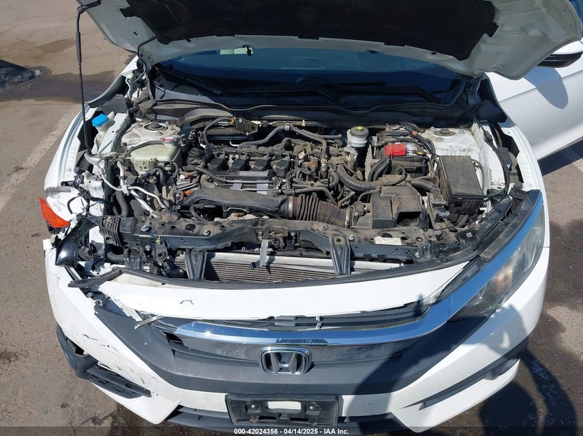 2018 HONDA CIVIC VIN: 2HGFC3B32JH354191