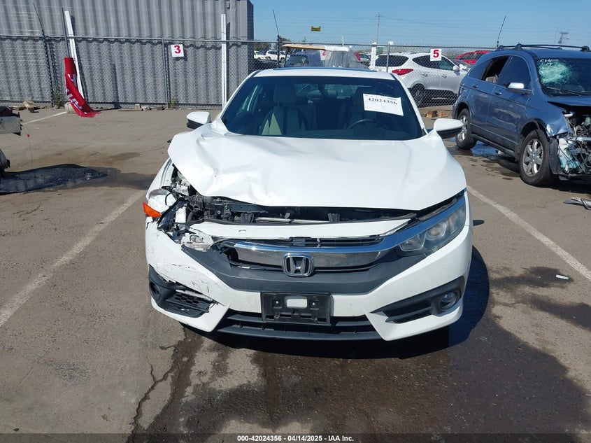 2018 HONDA CIVIC VIN: 2HGFC3B32JH354191
