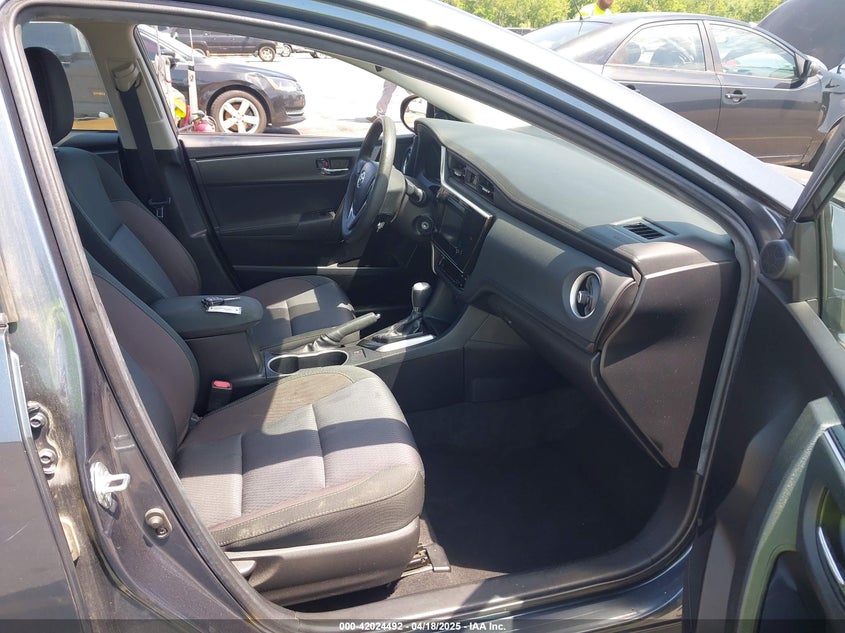 2018 TOYOTA COROLLA VIN: 2T1BURHE3JC104748