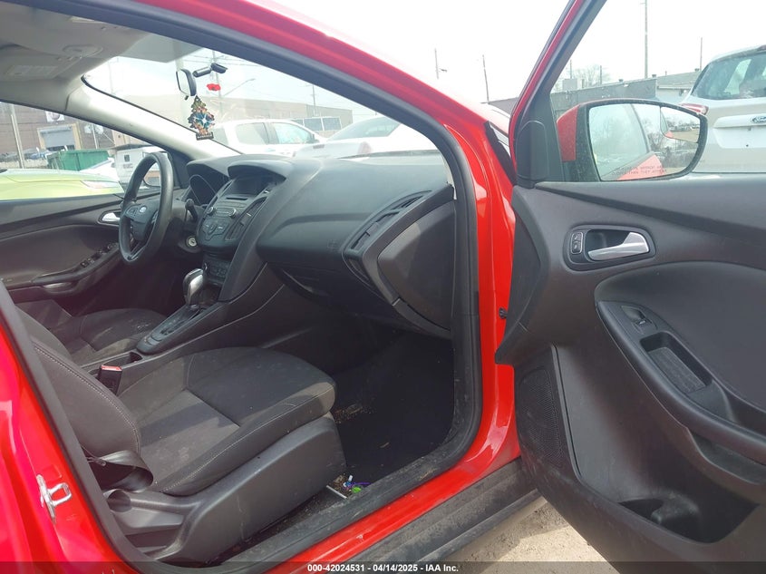 2016 FORD FOCUS SE - 1FADP3F29GL226723