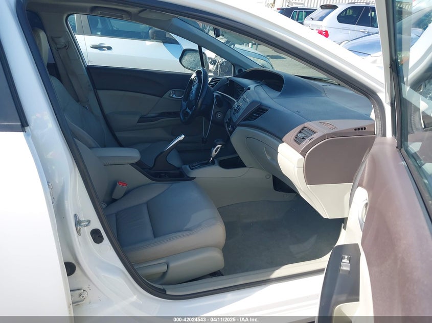2012 HONDA CIVIC VIN: 19XFB2F92CE381075