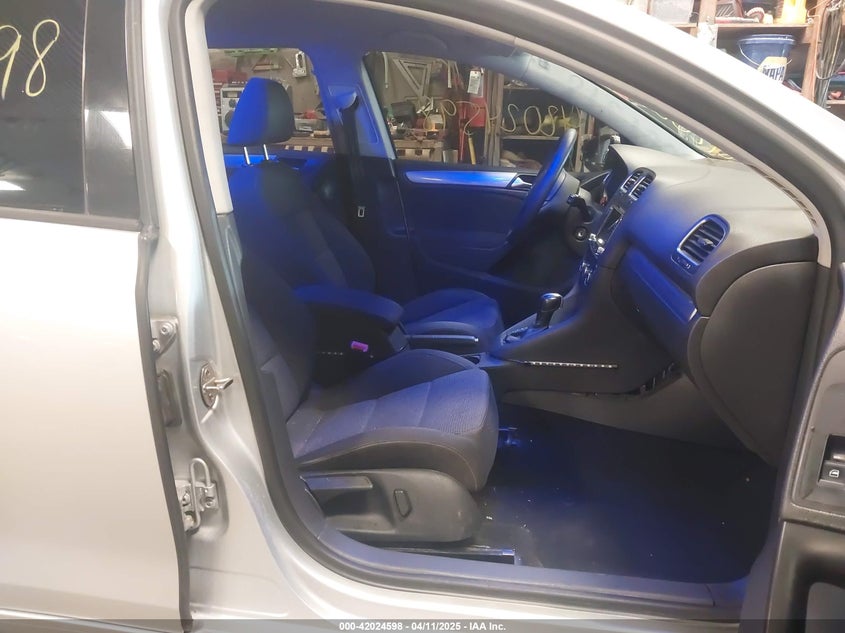2013 VOLKSWAGEN GOLF VIN: WVWDB7AJXDW117289