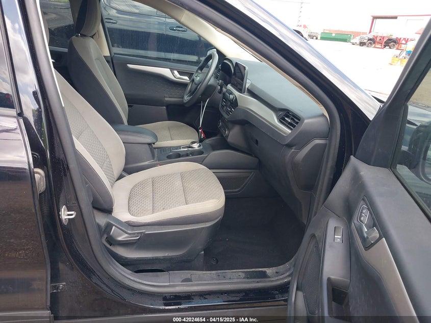 2020 FORD ESCAPE VIN: 1FMCU0G68LUA54439