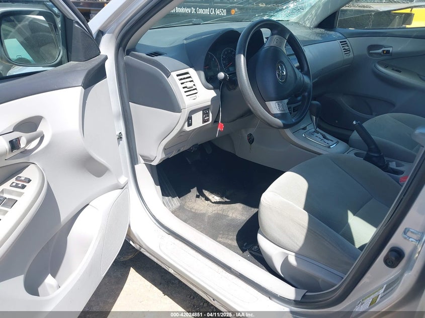 2011 TOYOTA COROLLA VIN: 2T1BU4EE1BC572731